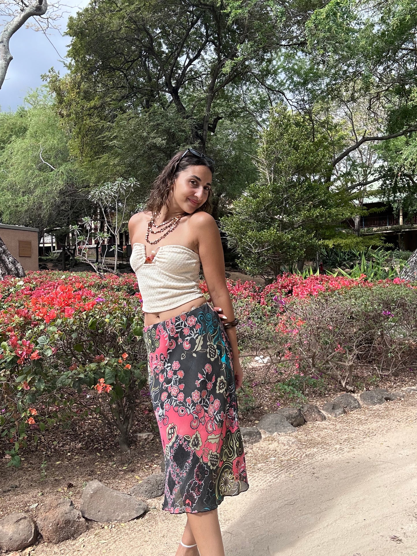 Patterned Y2K skirt (Medium)