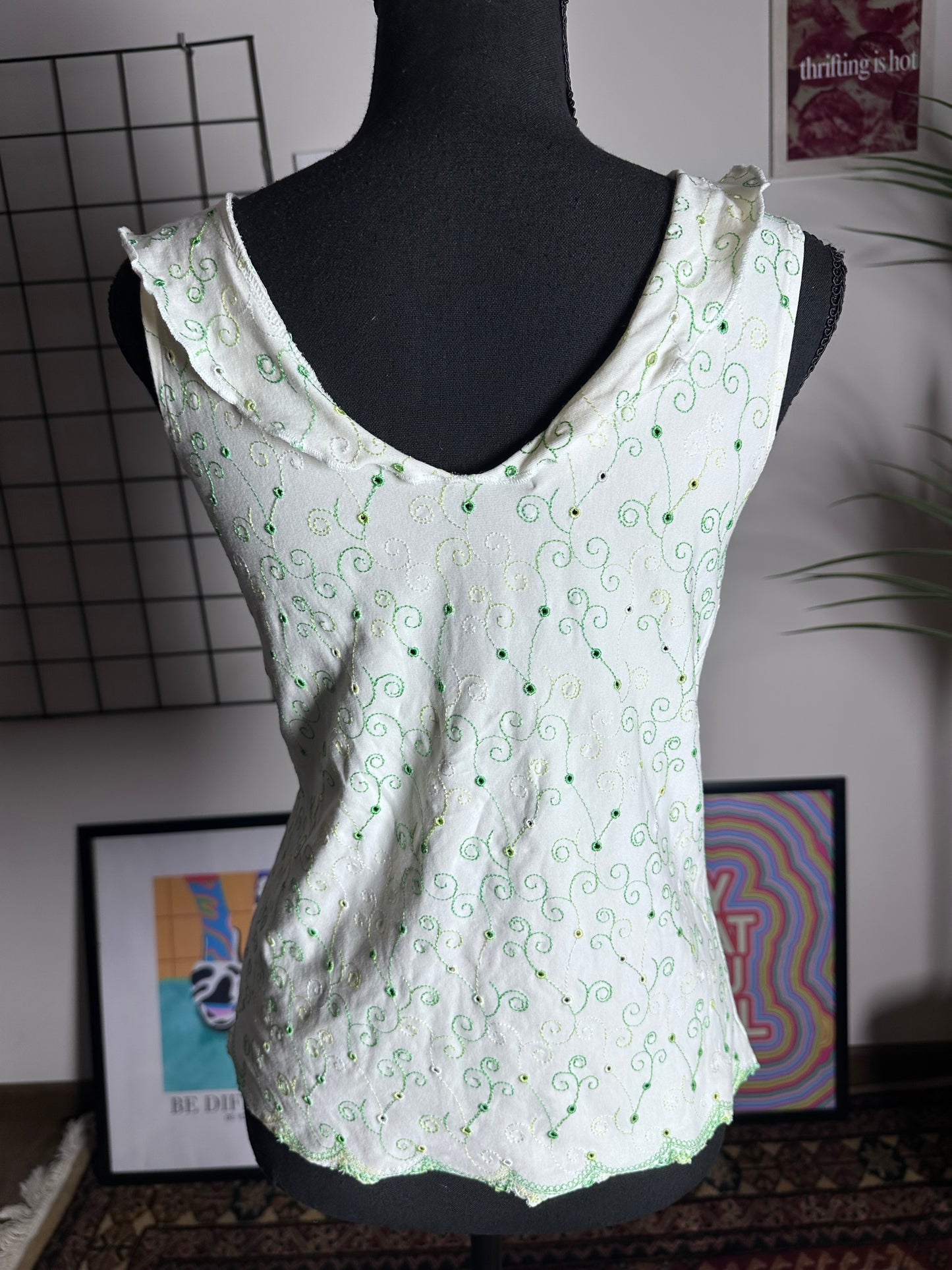 Embroidery Y2K Top (Large)