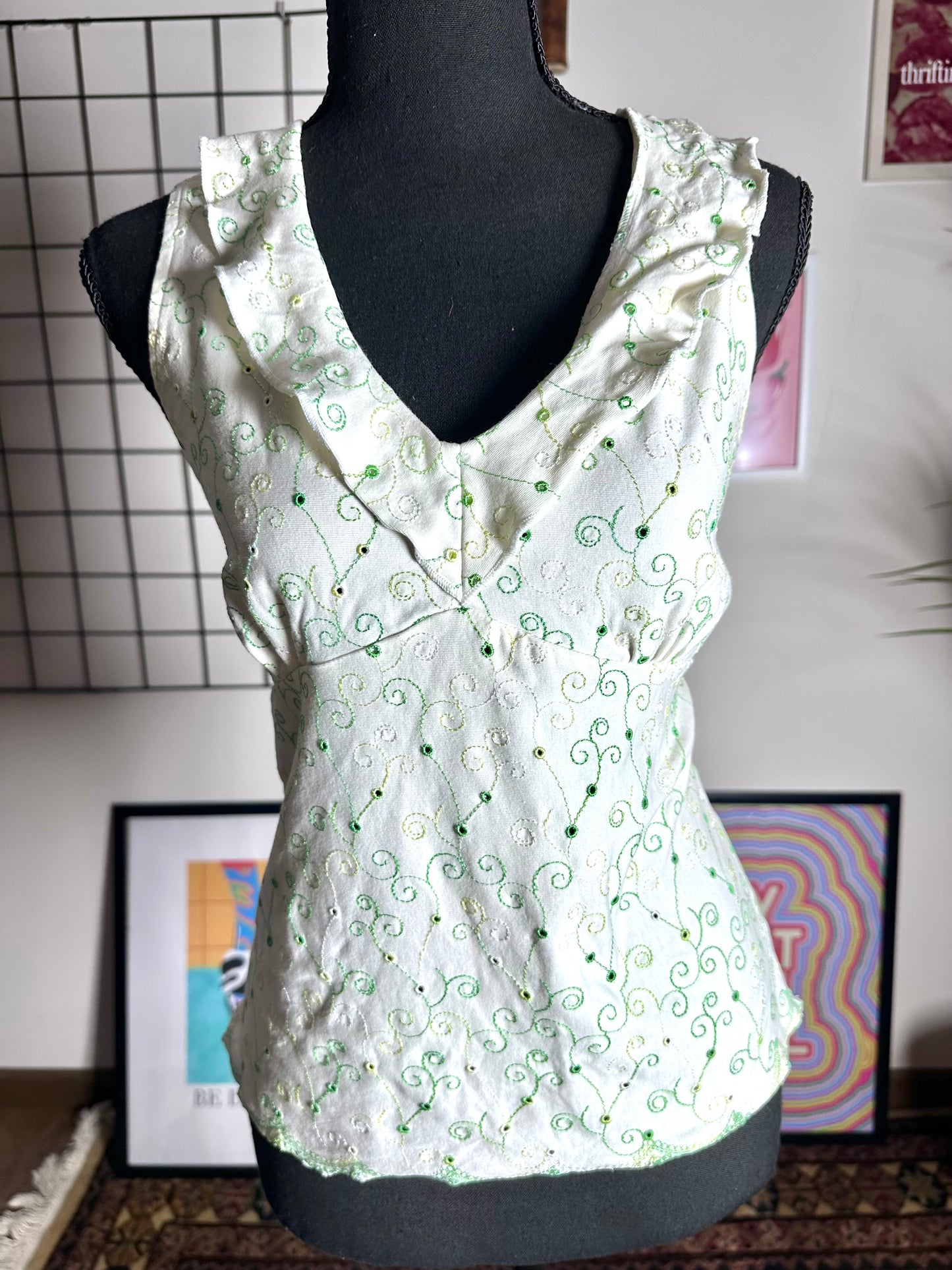 Embroidery Y2K Top (Large)