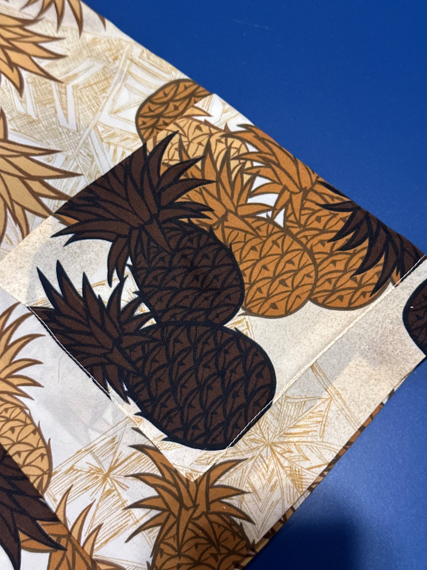 Vintage Pineapple Shirt (Medium)