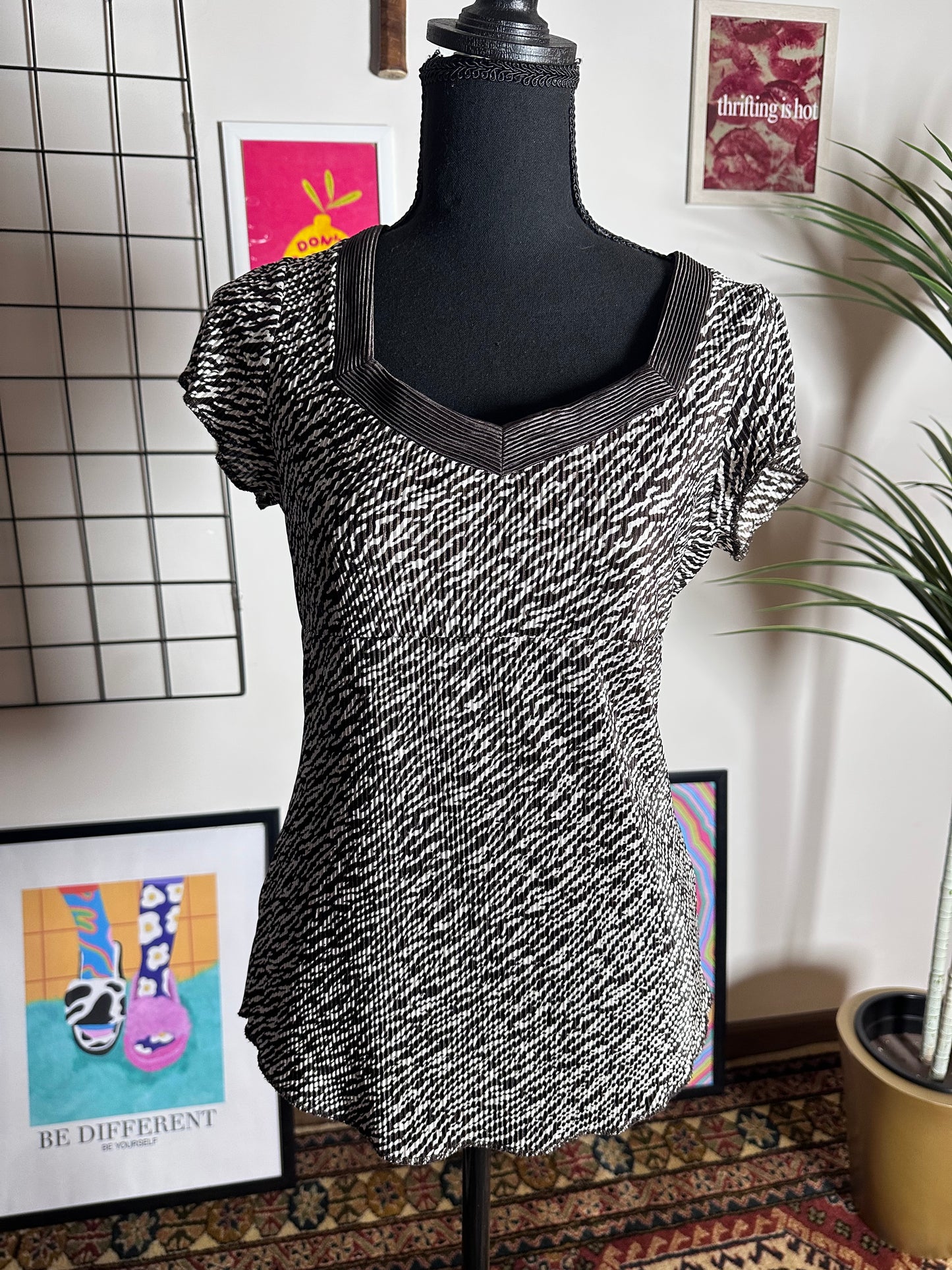 Brown Abstract Top (Large)