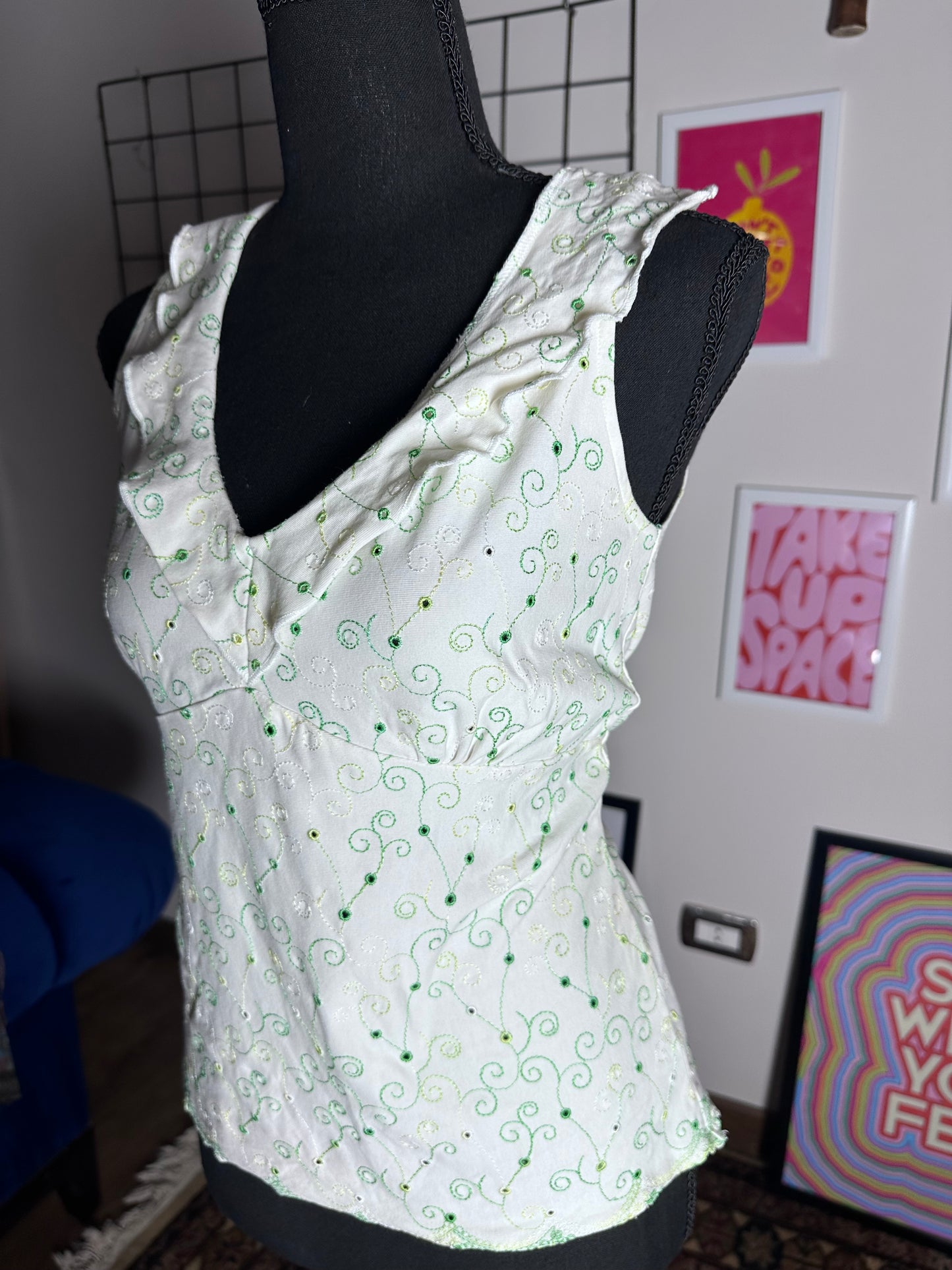 Embroidery Y2K Top (Large)