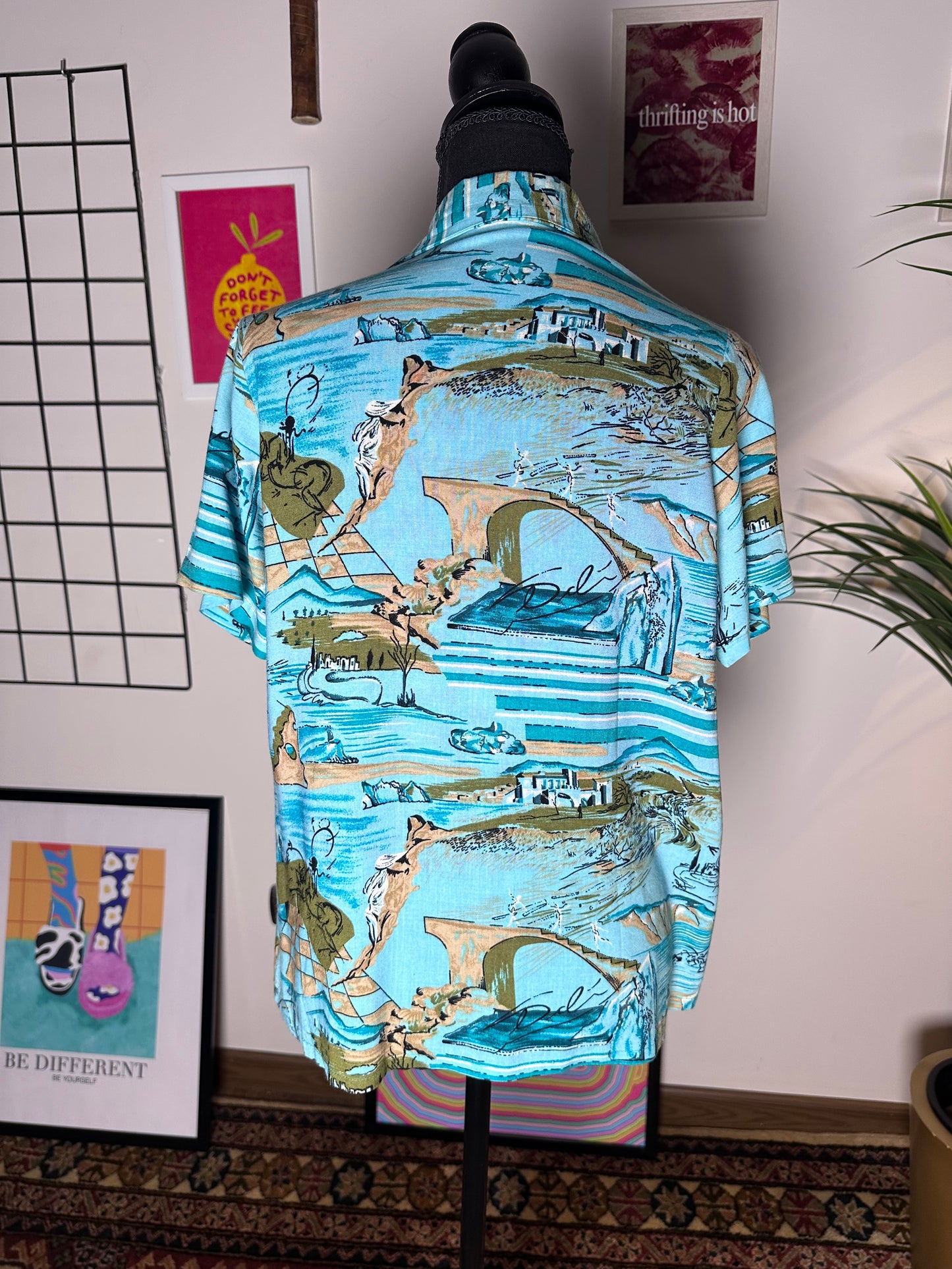 Map Vintage Shirt (Large)