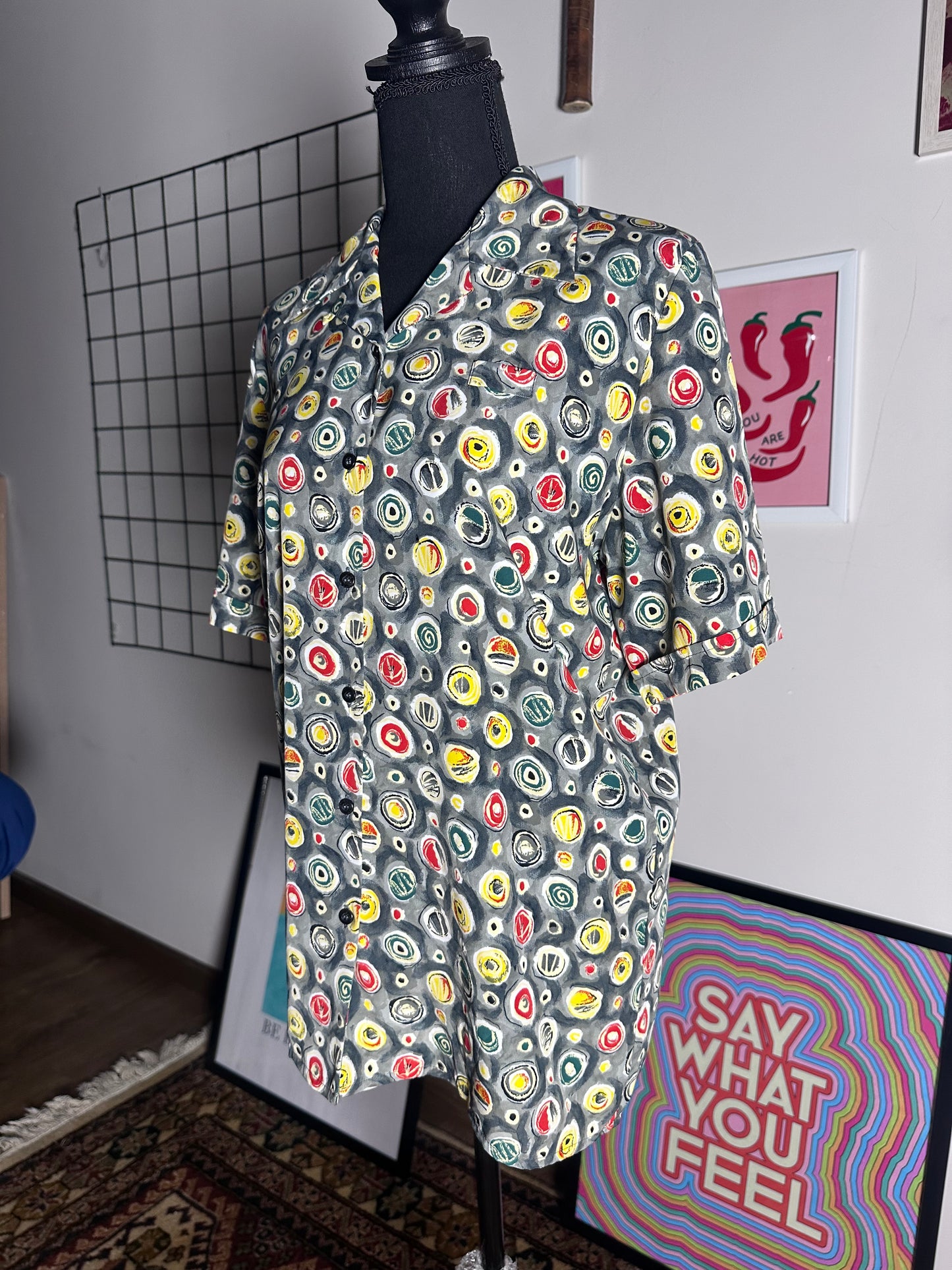 Vintage Abstract Shirt (X Large)