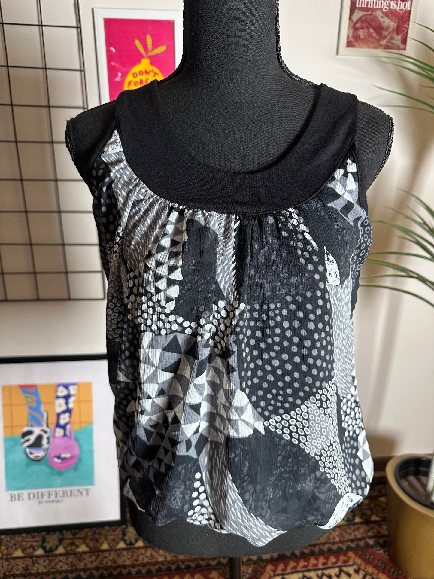 Abstract Polka Dots Top (medium)