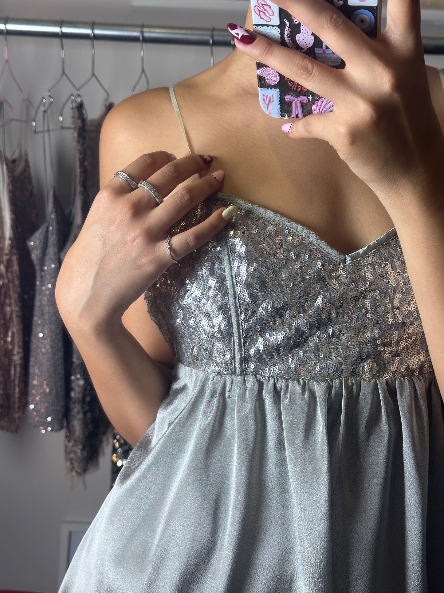 Sequined Flowy Dress (Large)