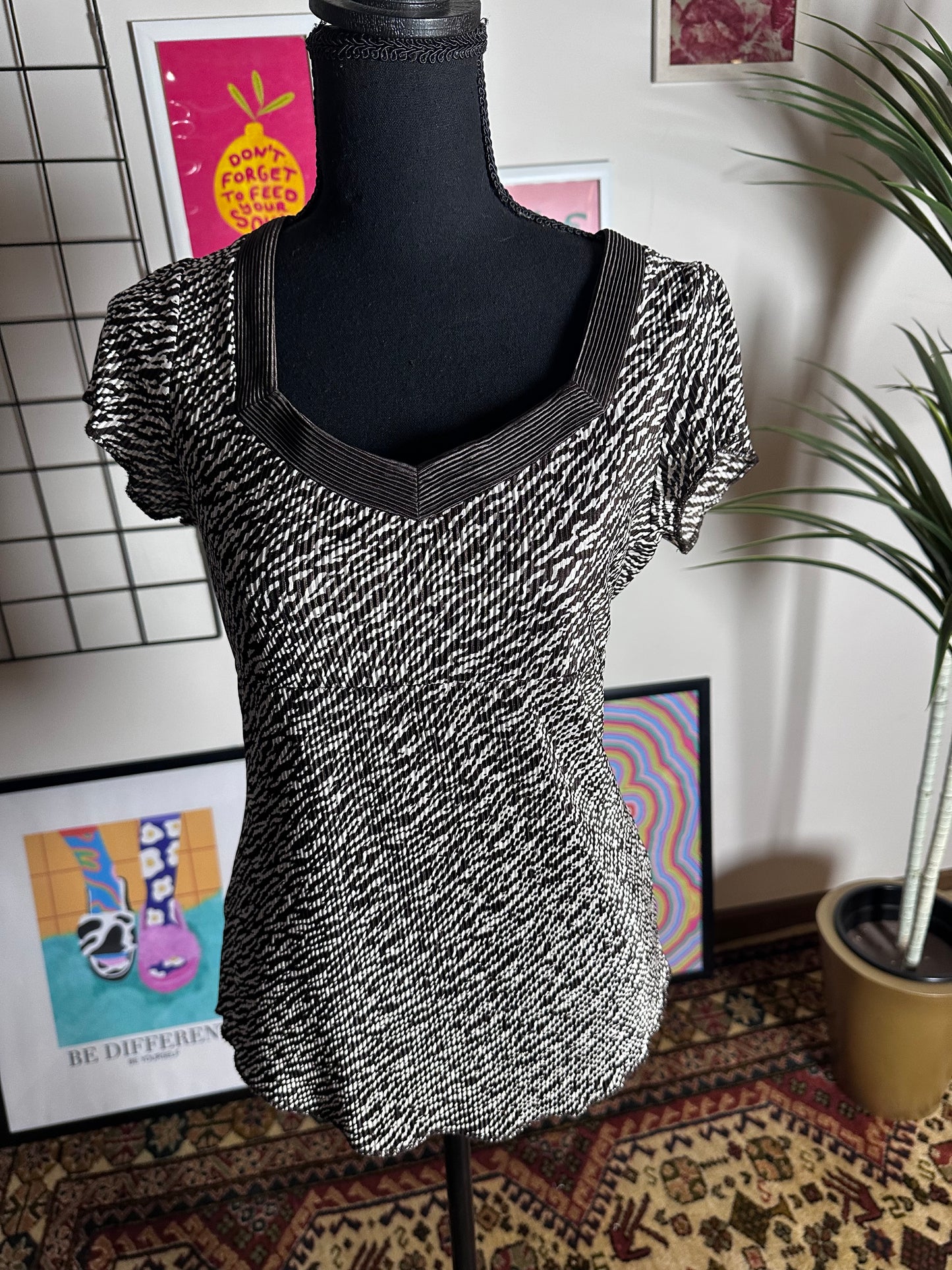 Brown Abstract Top (Large)