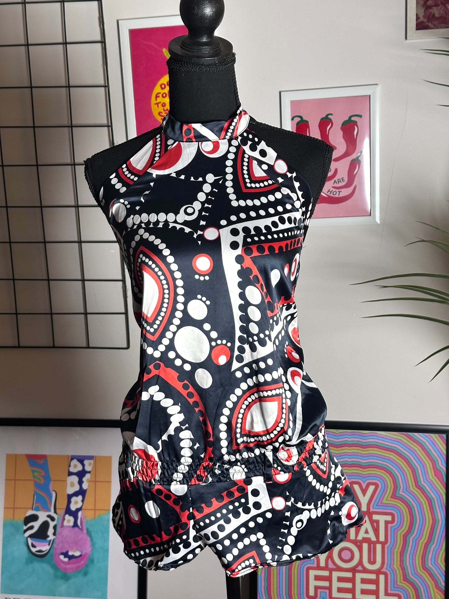 Retro Graphic Print (Large)