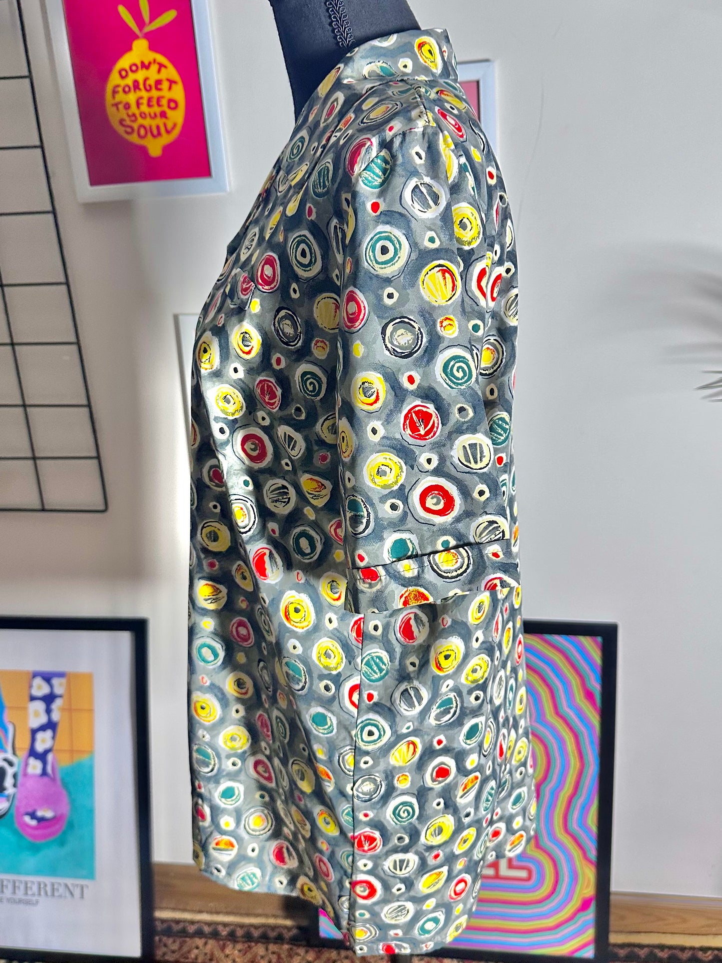 Vintage Abstract Shirt (X Large)