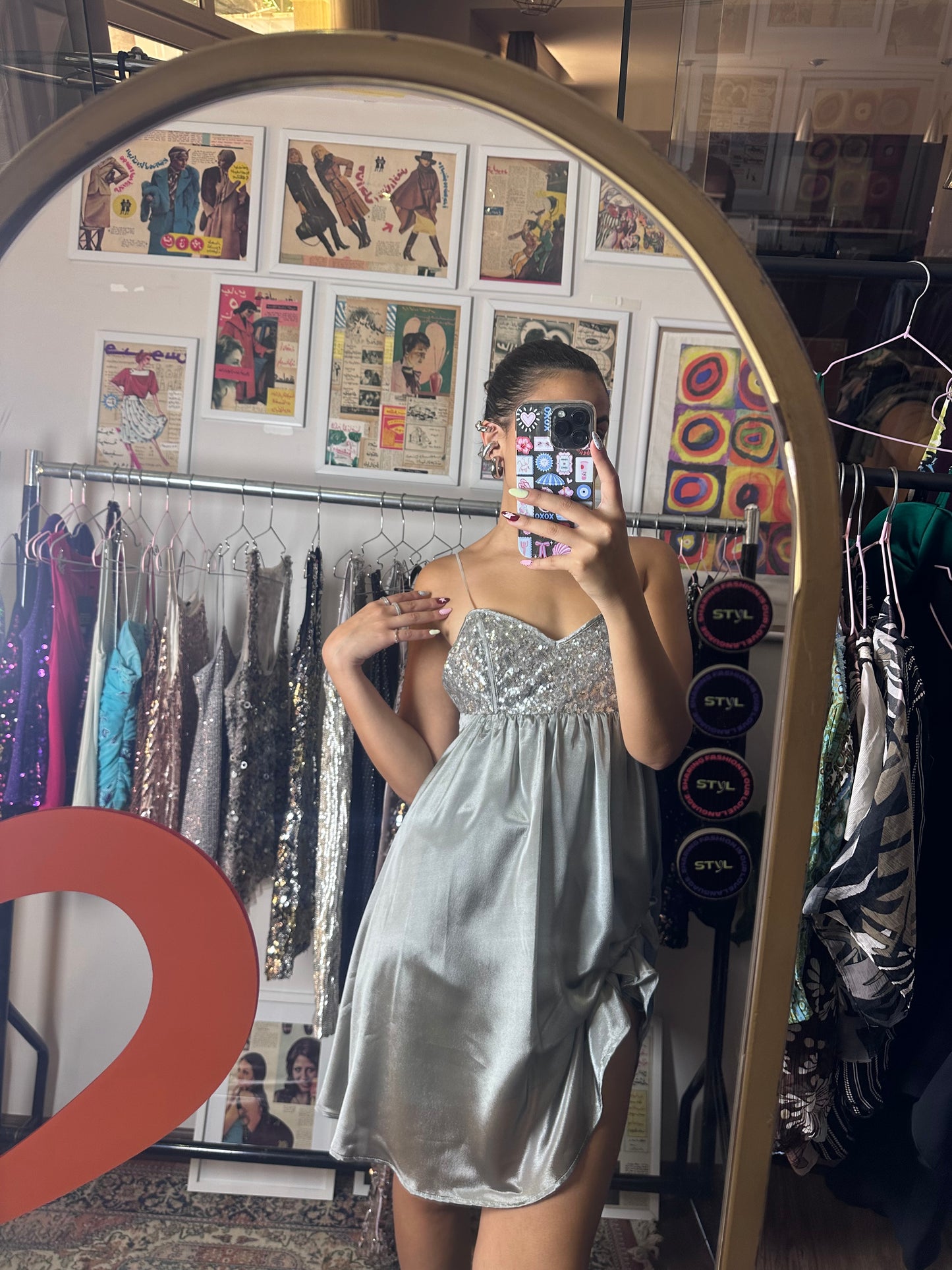 Sequined Flowy Dress (Large)
