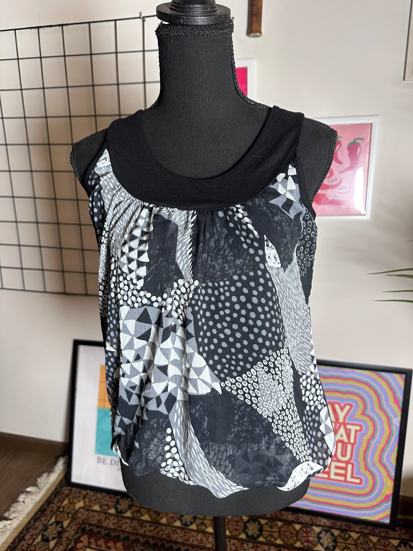 Abstract Polka Dots Top (medium)
