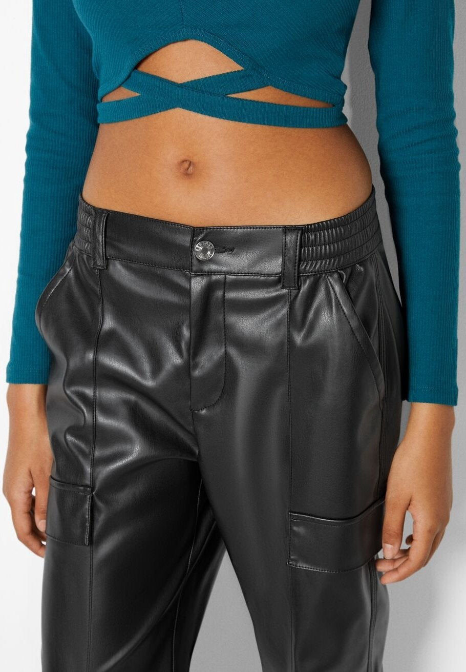 Leather Cargo - Bershka